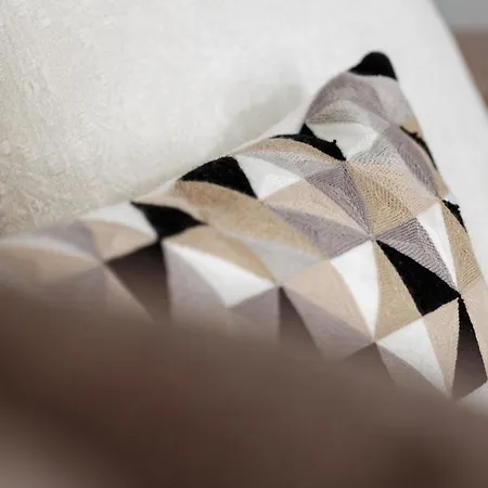 Appartamento Spacious Three-bedroom In Leeds *