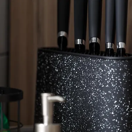 Spacious Three-bedroom In Leeds * Leeds (West Yorkshire)